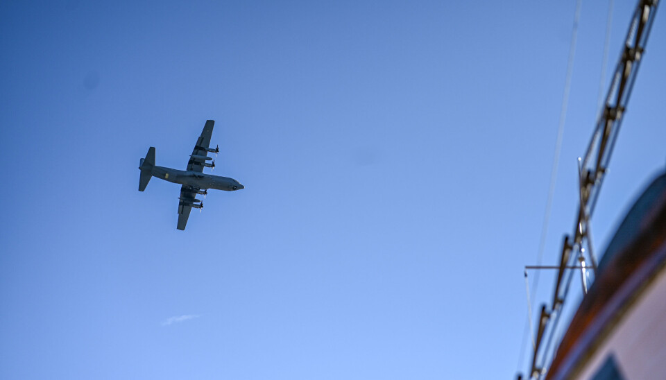 C-130J Hercules over Vågen, et flott fly i lav men godkjent høyde.