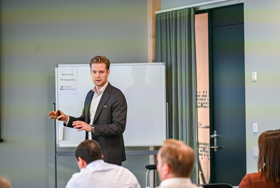 Sindre Lutdal Nyeng (Manager Consulting BDO AS) fortalte om en anleggsbransje som er i vansker men ser lys i enden av tunellen.