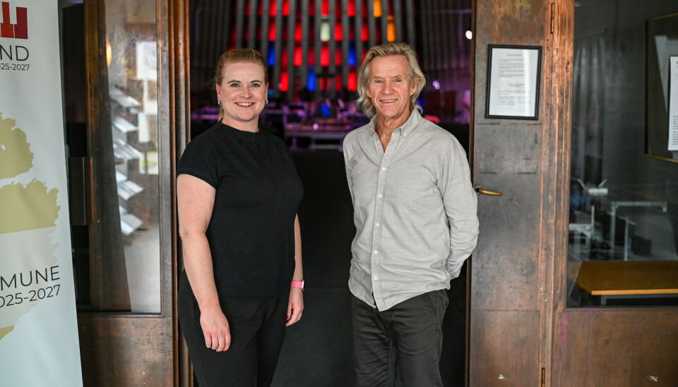 F.v.: Magnhild Sørvik (daglig leder i Festspillene) og musiker og komponist Kjetil Bjerkestrand.