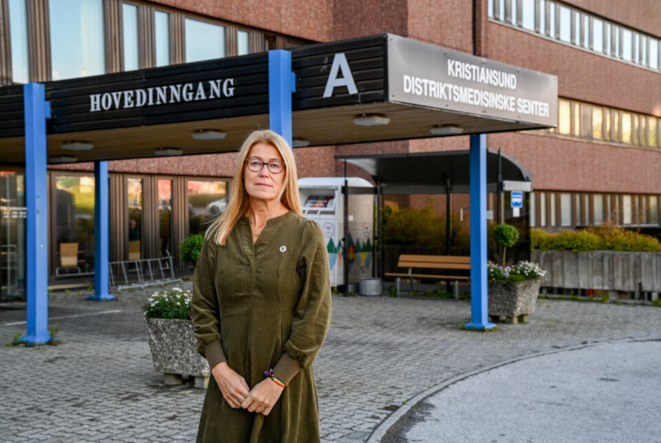 Trine Bruseth Sevaldsen (Fylkesleder NSF Møre og Romsdal). Her foran Kristiansund Distriktsmedisinske senter 26. september 2025.